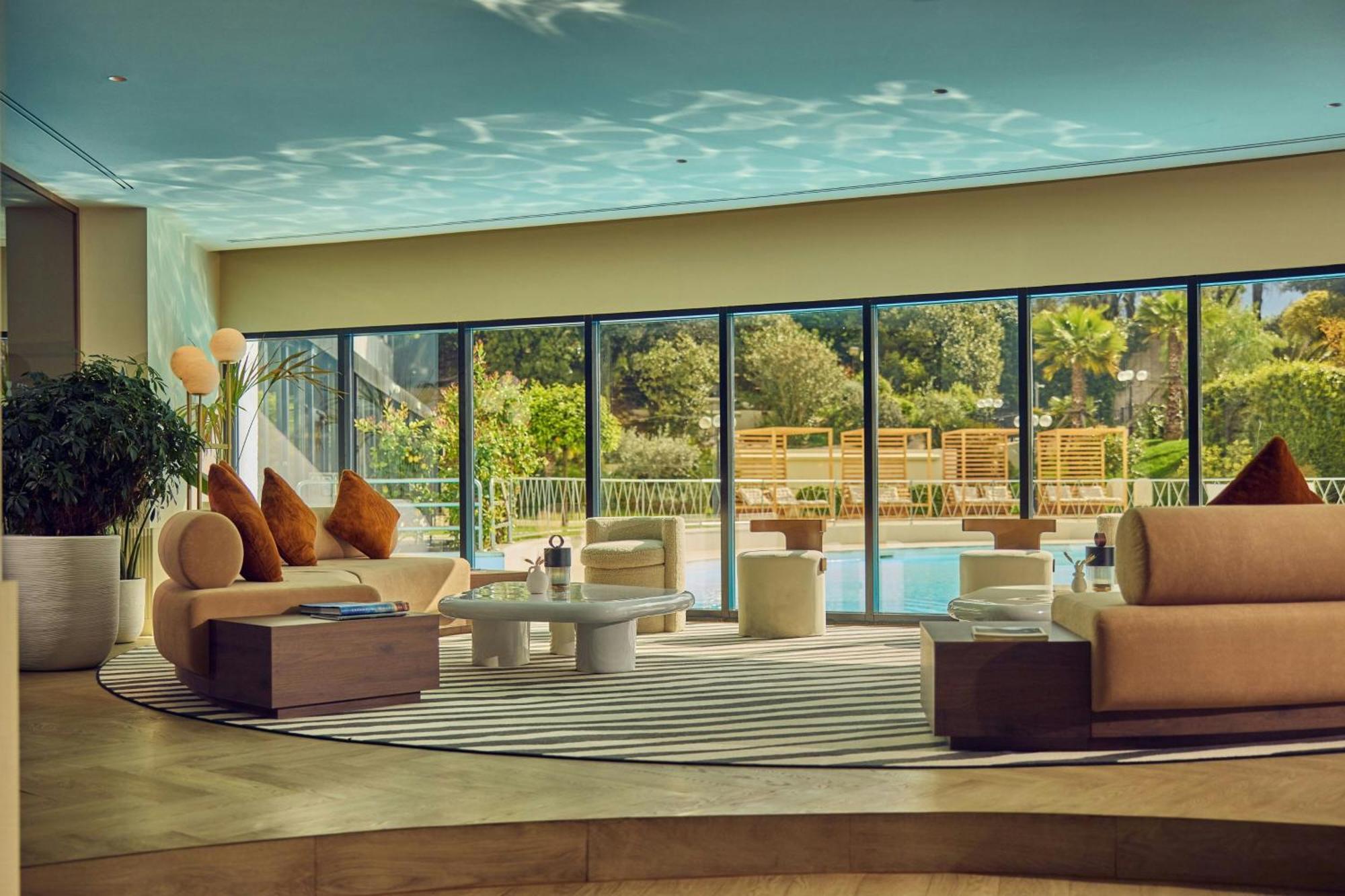 Hotel Sheraton Hotel&conference Center 4*